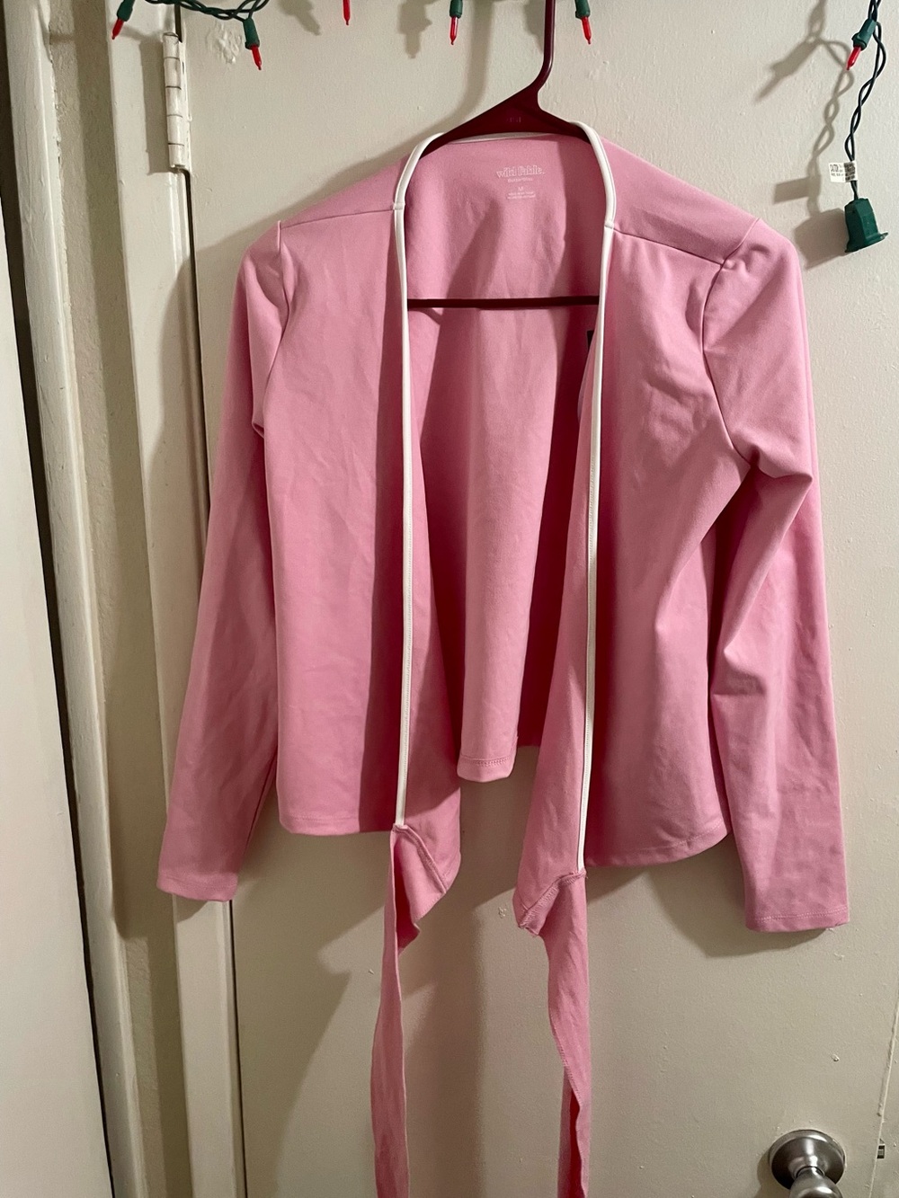 NWT Wild Fable Blush Pink White Trim Tie Front Cardigan Shrug Size M